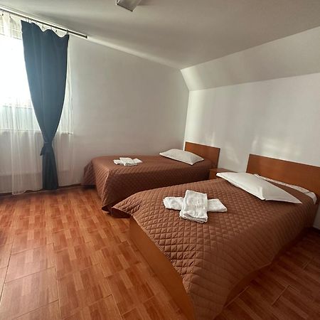 Casa Rustic Cazare Piteşti Dış mekan fotoğraf